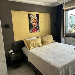 Yakut Old Hotel